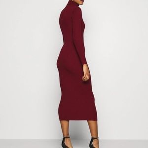 ⭐️SOLD⭐️Ribbed Mock-Neck Bodycon Dress